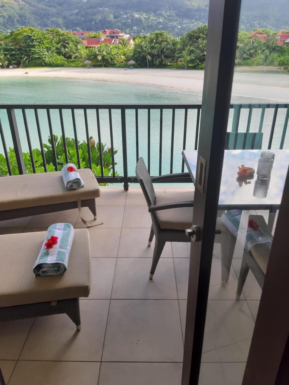 Cocoon Apartment Victoria Luaran gambar