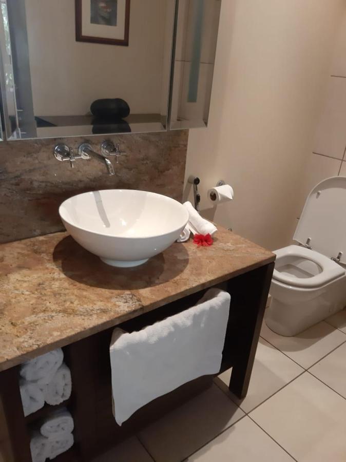 Cocoon Apartment Victoria Luaran gambar