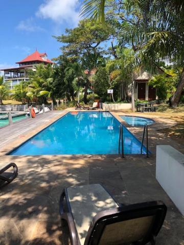 Cocoon Apartment Victoria Luaran gambar